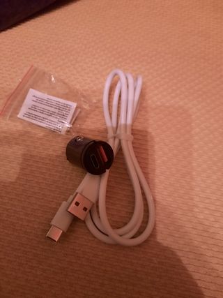 Cargador coche + cable USB