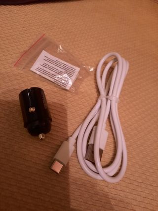Cargador coche + cable USB