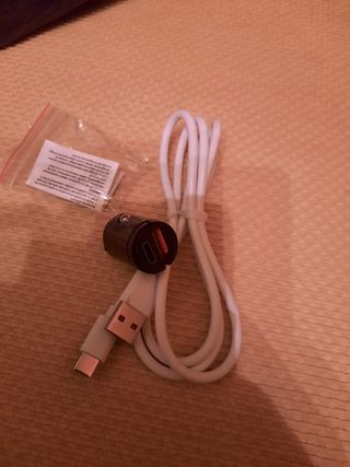 Cargador coche + cable USB