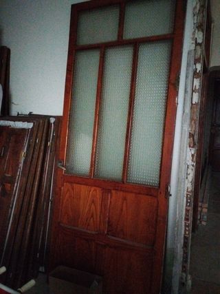 Puertas madera cristal