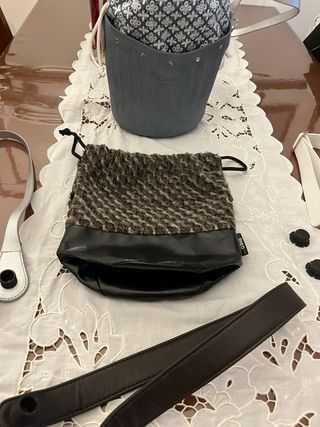Bolso Obag azul - 2 versiones
se vende todo junto 
