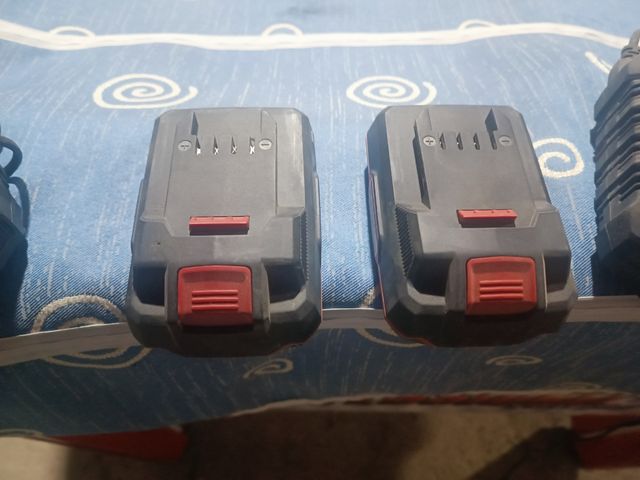 2 Baterías + 2 Cargadores Parkside X20V