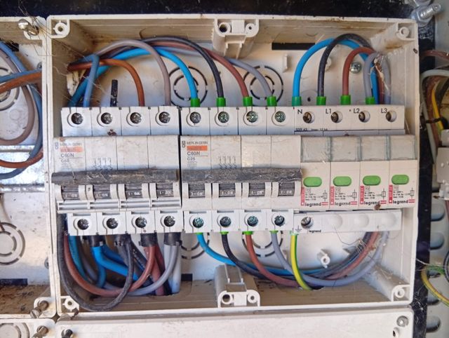 Cuadro de luz para obra