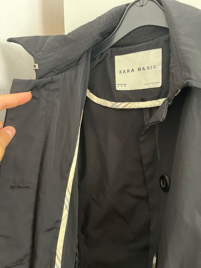 Gabardina negra Zara Basic