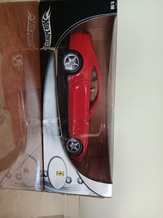 Ferrari 1;18 612 Scaglietti - Modelo a Escala