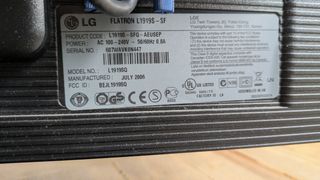 Monitor LG Flatron L1919S - VGA