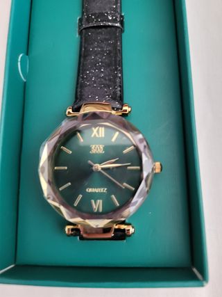 Reloj Oriflame verde - elegante
