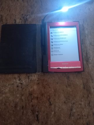 Lector ebook Sony PRS-T1 rojo