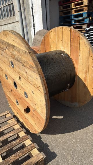 MESAS BOBINAS CARRETE MADERA CABLE CHILLPALET