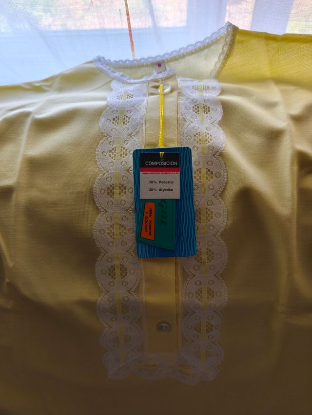 Camisón vintage amarillo 70% poliéster
