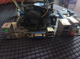 ASRock H61M-VGA - Scheda Madre Intel Core i3