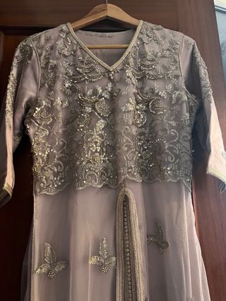 Traje Marroquí Morado/Dorado