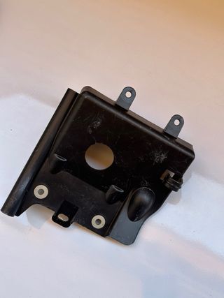 Caja batería Yamaha R1