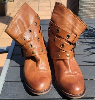 Botines piel marrón planos Querol