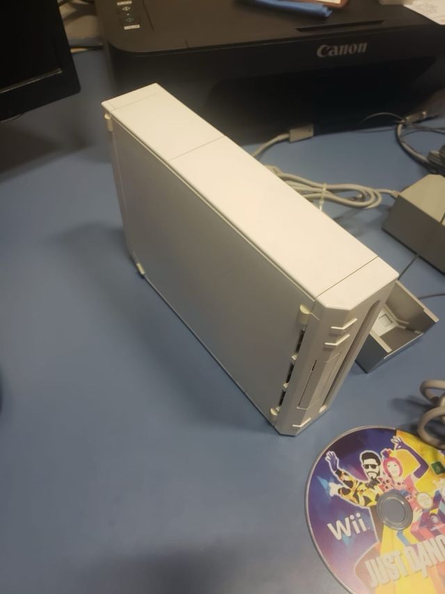 Wii blanca + Just Dance 2016