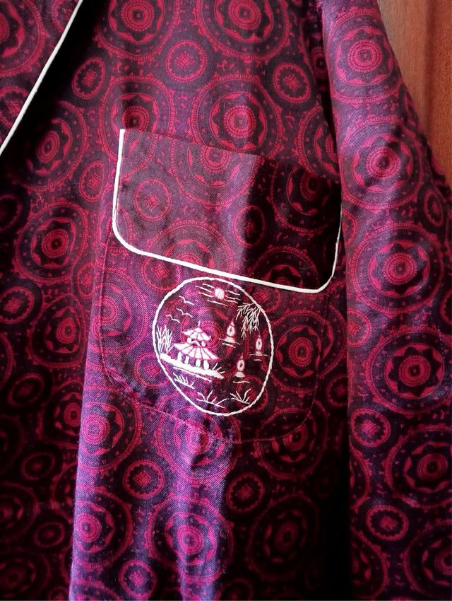 Pijama vintage rojo y morado