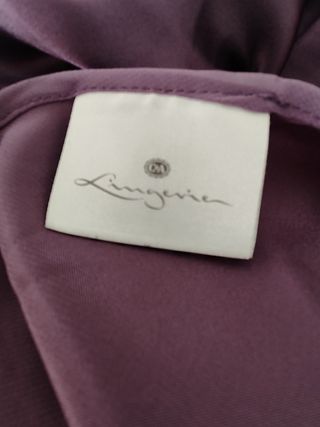 Camisón morado seda