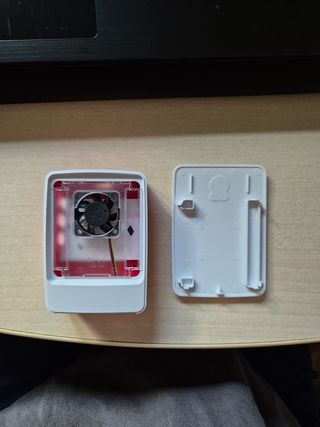 Carcasa Oficial Raspberry Pi 5