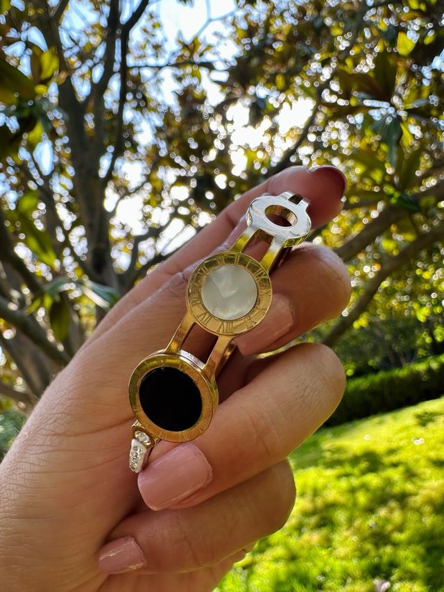 Pulsera Bvlgari dorada