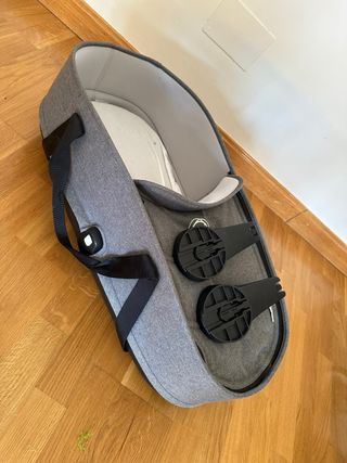 Bugaboo Bee 3 + capazo. Amarillo