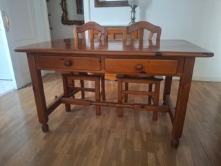 Mesa comedor madera + 4 sillas