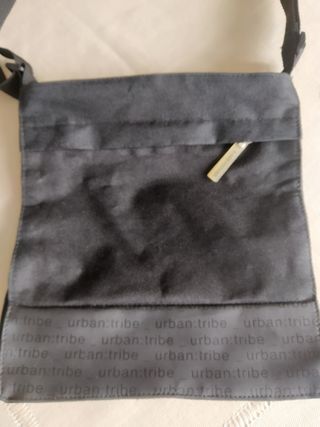 Bolso bandolera Urban Tribe negro caballero(unixec