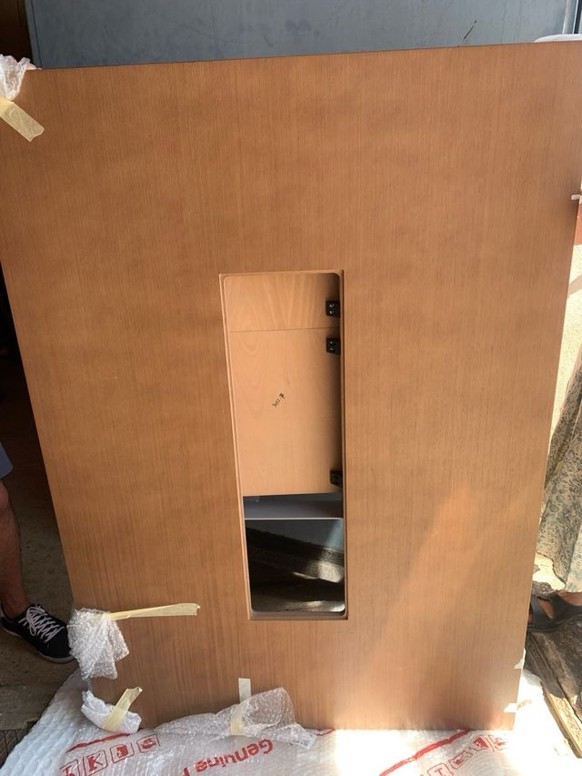 Mesa comedor moderna nogal