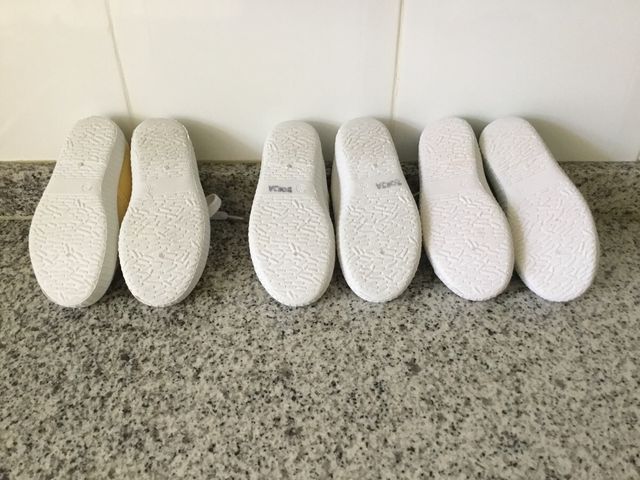 Zapatillas Niño/a - Talla 25 - 3 pares
