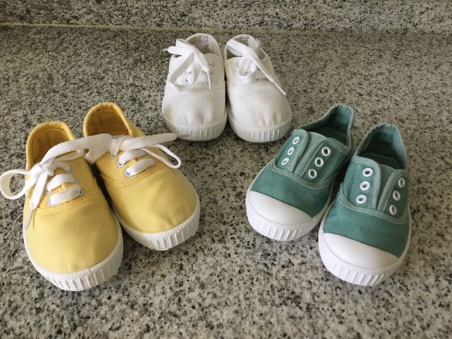 Zapatillas Niño/a - Talla 25 - 3 pares