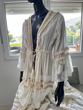 Vestido boho chic blanco roto