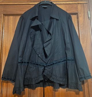 Blusa negra elegante