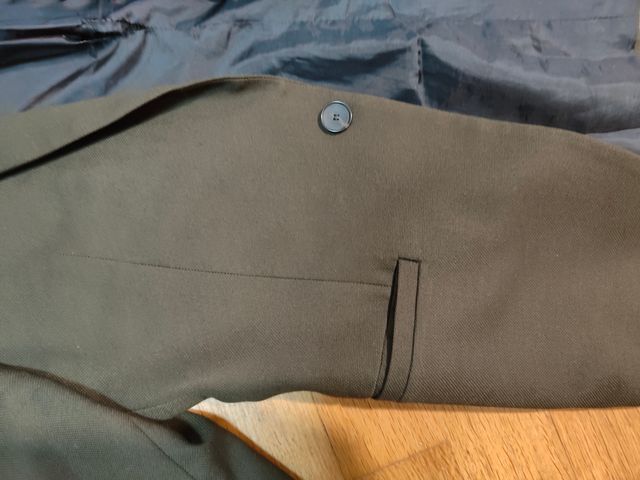 Blazer Zara verde militar talla 36