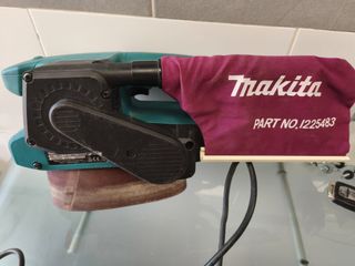 Lijadora banda Makita 9910 - 76mm