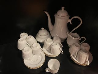 Juego de café porcelana blanco y dorado