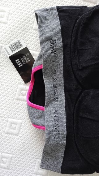 Sujetador deportivo con relleno