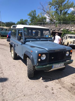 Land Rover Defender motor 200 2004