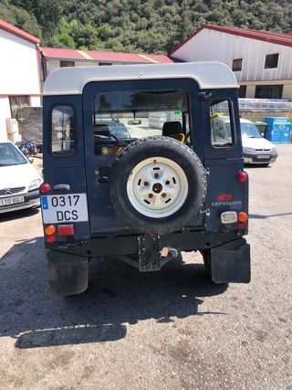 Land Rover Defender motor 200 2004