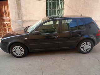 Volkswagen Golf 2000