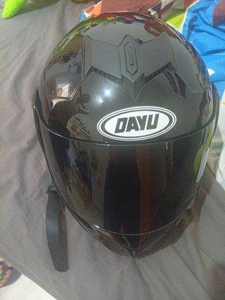 2 Cascos en buenas condiciones