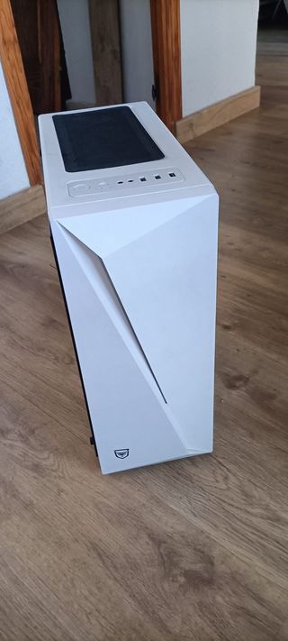 Torre PC NFORTEc blanca