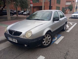 Lancia Lybra 1.9 JTD