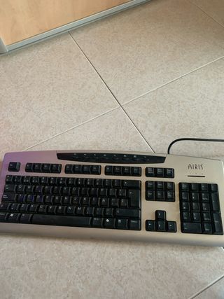 Teclado ARIS - Gris Plata