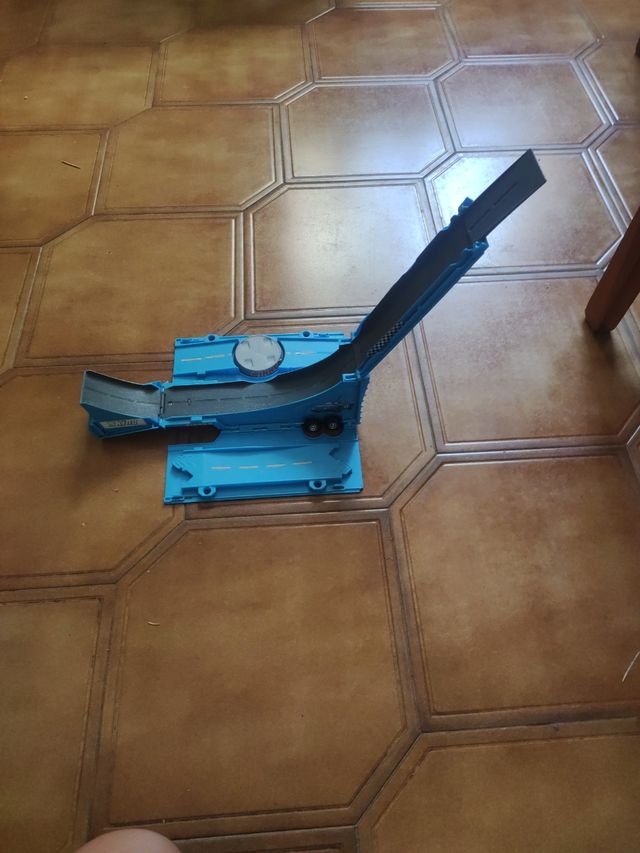 Remolque Dinoco King 43 de Cars.