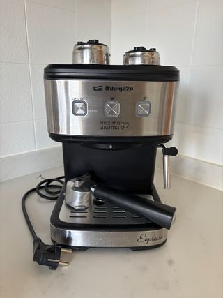 Cafetera Espresso Orbegozo Máximo Aroma