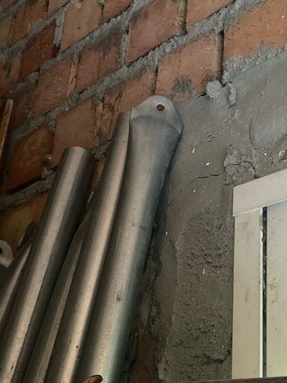Postes valla metalicos