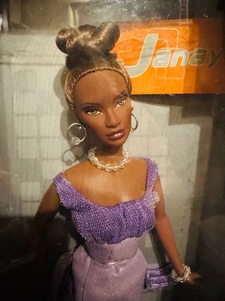 Janay Iceland Ball - Bambola Integrity Toys