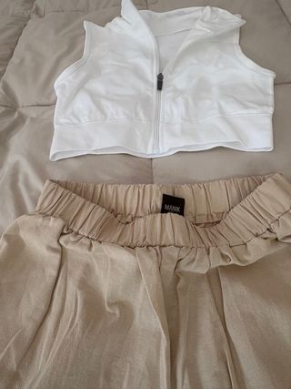 Conjunto top corto y shorts lino beige
