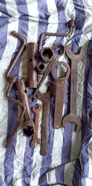 Chiavi antiche trattori camion