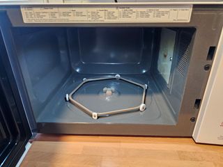 Microondas LG MH6535GDH - 1000W