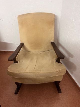 2 Sillónes mecedora beige